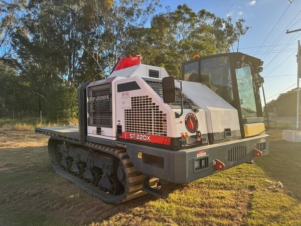 a white dumper